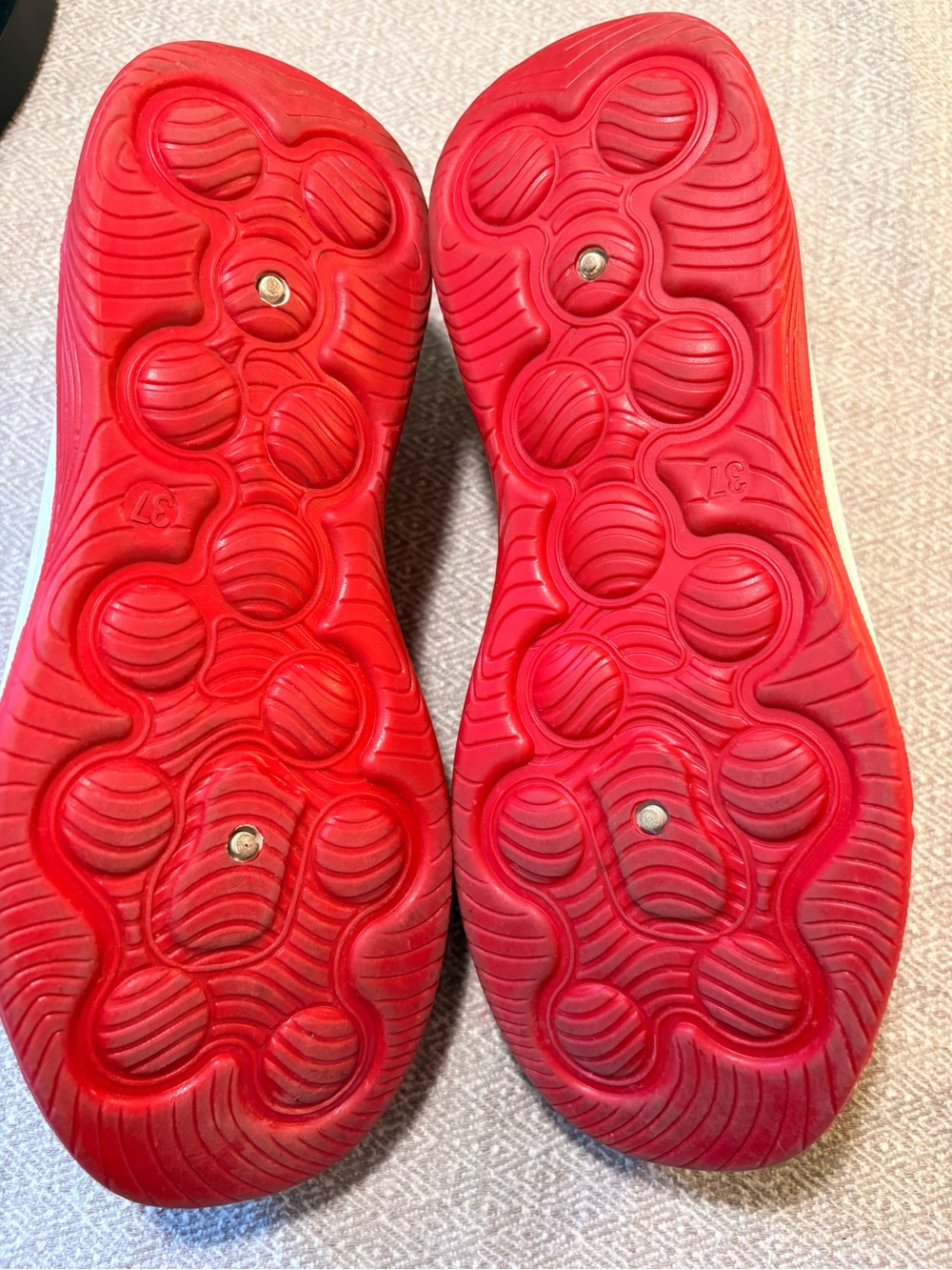 Red Slip-On Lightweight Sneakers. Size 37 or 6.5 - Picture 5 of 5